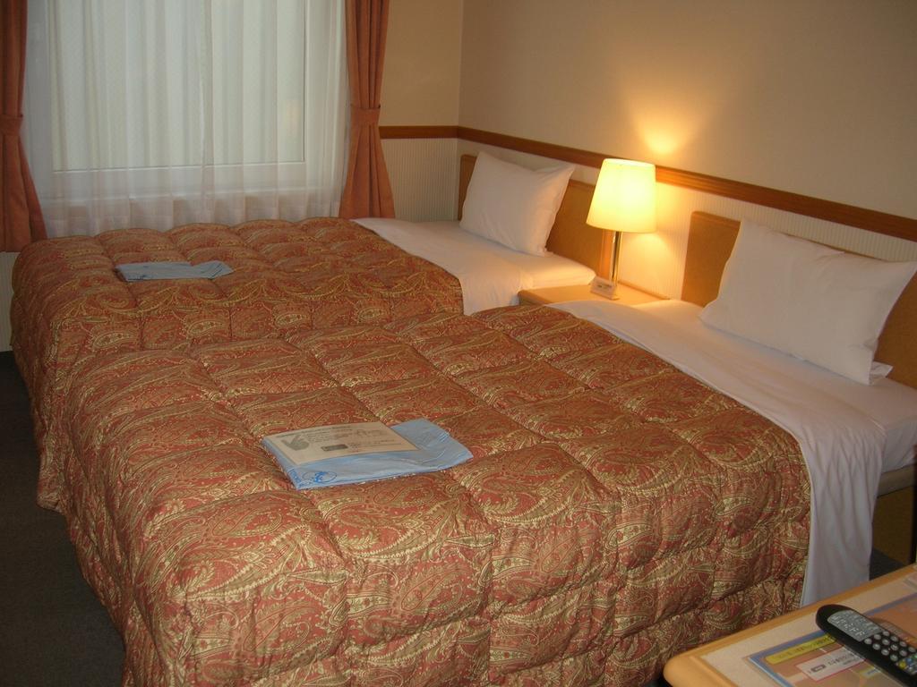 Toyoko Inn Matsumoto Ekimae Hommachi Exterior foto